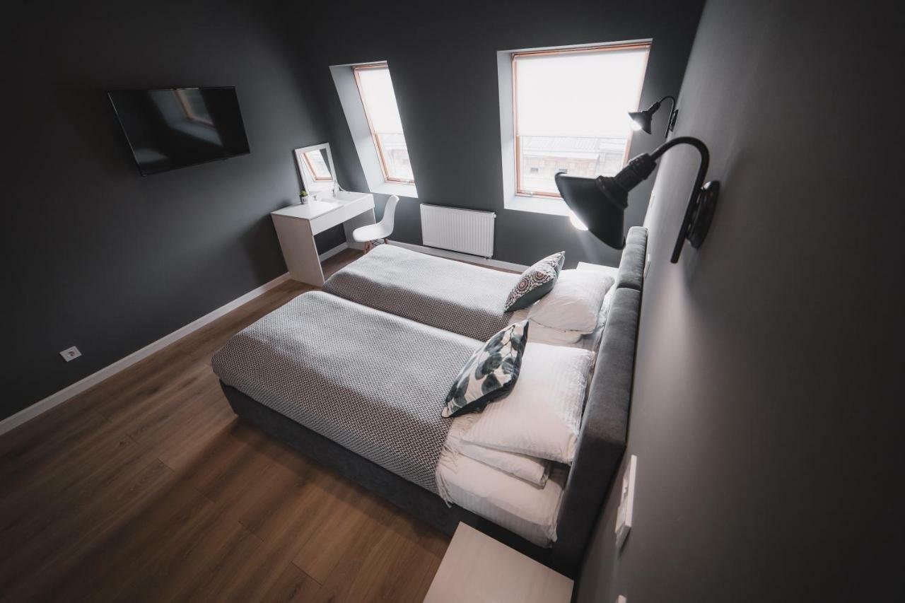 Kostjukowski Apartments Lychakivska 70A Lviv Exteriör bild